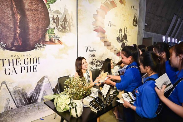 Hành trình từ trái tim truyền cảm hứng khởi nghiệp cho 4,2 triệu học sinh, sinh viên - Ảnh 1. Hành trình từ trái tim truyền cảm hứng khởi nghiệp cho 4,2 triệu học sinh, sinh viên - Ảnh 1.