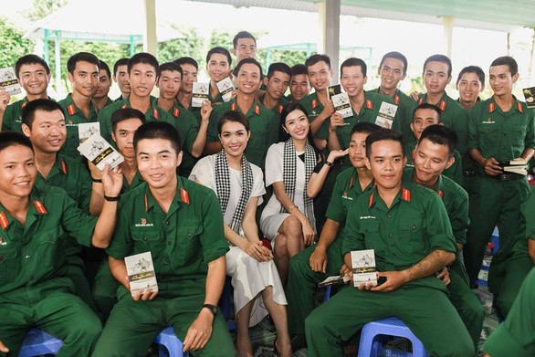 Hành trình từ trái tim truyền cảm hứng khởi nghiệp cho 4,2 triệu học sinh, sinh viên - Ảnh 5. Hành trình từ trái tim truyền cảm hứng khởi nghiệp cho 4,2 triệu học sinh, sinh viên - Ảnh 5.