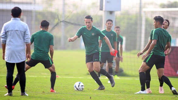 Huấn luyện viên Indonesia: Tôi đang tập trung cho trận gặp U-23 Thái Lan - Ảnh 1. Huấn luyện viên Indonesia: Tôi đang tập trung cho trận gặp U-23 Thái Lan - Ảnh 1.