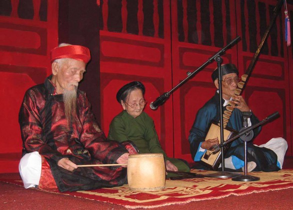 Đệ nhất danh cầm đàn đáy Nguyễn Phú Đẹ đã ra đi - Ảnh 3. Đệ nhất danh cầm đàn đáy Nguyễn Phú Đẹ đã ra đi - Ảnh 3.