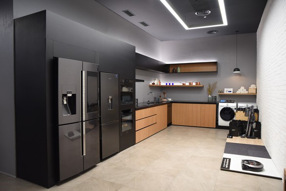 Sờ tận tay ‘vạn vật kết nối’ tại Samsung Showcase - Ảnh 3. Sờ tận tay ‘vạn vật kết nối’ tại Samsung Showcase - Ảnh 3.