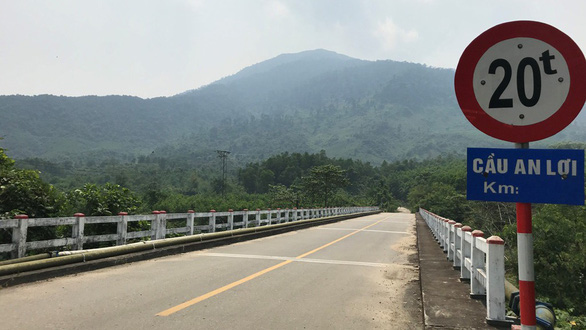 Đà Nẵng khôi phục đường bộ lên đỉnh Bà Nà - Ảnh 2. Đà Nẵng khôi phục đường bộ lên đỉnh Bà Nà - Ảnh 2.