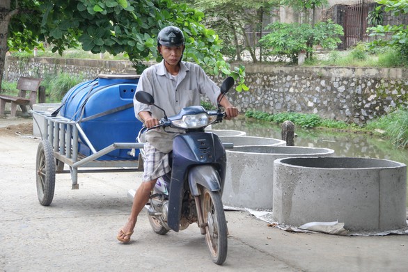 Cách trung tâm huyện vài cây số, hàng ngàn hộ dân khát nước sạch - Ảnh 3. Cách trung tâm huyện vài cây số, hàng ngàn hộ dân khát nước sạch - Ảnh 3.