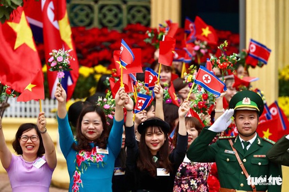 Chủ tịch Kim Jong Un vẫy chào Việt Nam, tàu rời ga Đồng Đăng - Ảnh 23. Chủ tịch Kim Jong Un vẫy chào Việt Nam, tàu rời ga Đồng Đăng - Ảnh 23.