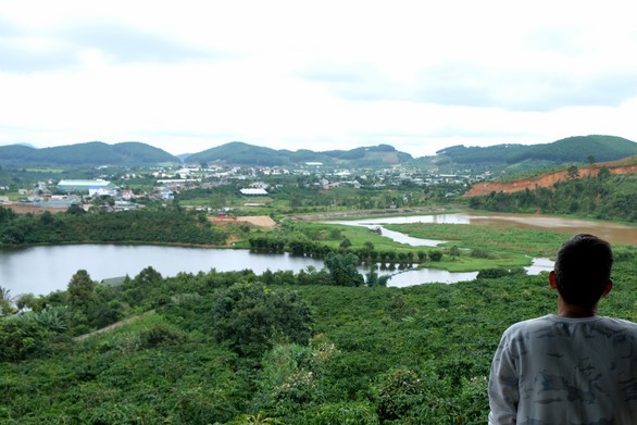 Tiết kiệm mua nhà và còn cả nửa cuộc đời làm việc khác - Ảnh 1. Tiết kiệm mua nhà và còn cả nửa cuộc đời làm việc khác - Ảnh 1.
