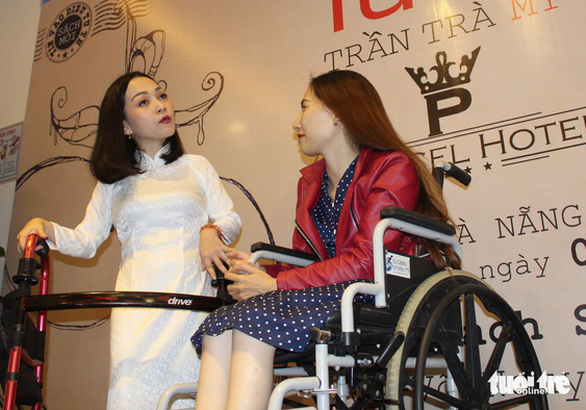 Hoa xương rồng Trần Trà My đưa Tin vào điều tử tế đến trại giam - Ảnh 1. Hoa xương rồng Trần Trà My đưa Tin vào điều tử tế đến trại giam - Ảnh 1.