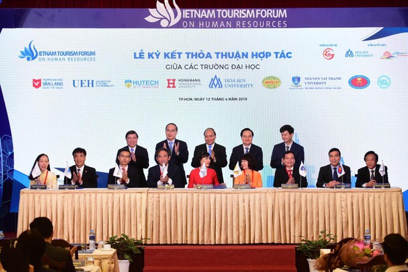 Nhân lực tạo ra giá trị du lịch, không phải cơ sở xa hoa - Ảnh 1. Nhân lực tạo ra giá trị du lịch, không phải cơ sở xa hoa - Ảnh 1.