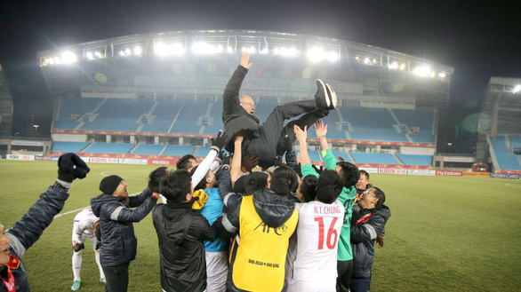 HLV Park Hang Seo: Việt Nam đang là đội bóng mạnh nhất Đông Nam Á - Ảnh 2. HLV Park Hang Seo: Việt Nam đang là đội bóng mạnh nhất Đông Nam Á - Ảnh 2.