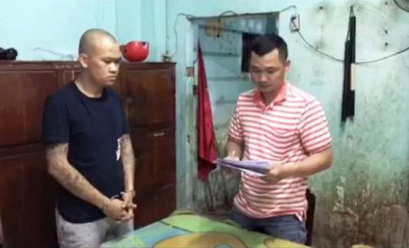 ‘Đại gia đeo vàng’ Phúc XO chưa bị khởi tố, bắt tạm giam - Ảnh 2. ‘Đại gia đeo vàng’ Phúc XO chưa bị khởi tố, bắt tạm giam - Ảnh 2.