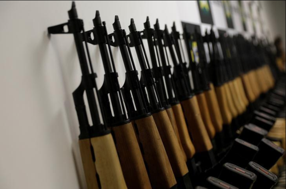 Hiệp hội súng trường Mỹ vận động nhiều nước cho người dân sử dụng súng - Ảnh 1.