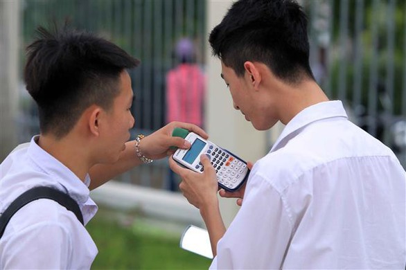 Những loại máy tính được mang vào phòng thi THPT Quốc gia 2019 - Ảnh 1. Những loại máy tính được mang vào phòng thi THPT Quốc gia 2019 - Ảnh 1.
