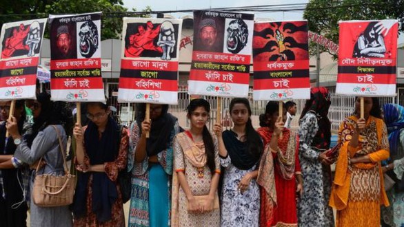 Nữ sinh Bangladesh bị thiêu sống tại trường vì tố hiệu trưởng quấy rối tình dục - Ảnh 3. Nữ sinh Bangladesh bị thiêu sống tại trường vì tố hiệu trưởng quấy rối tình dục - Ảnh 3.