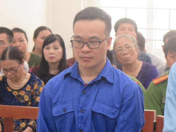 Bác sĩ phó khoa nhận 85 triệu làm bệnh án tâm thần cho người phạm pháp - Ảnh 1. Bác sĩ phó khoa nhận 85 triệu làm bệnh án tâm thần cho người phạm pháp - Ảnh 1.