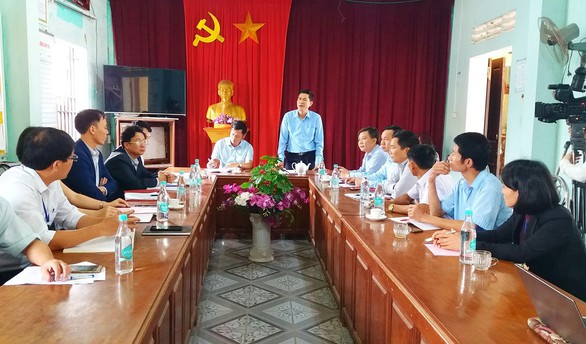 Sở GD-ĐT Nghệ An họp nóng xử lý vụ nữ sinh bị đánh hội đồng - Ảnh 1. Sở GD-ĐT Nghệ An họp nóng xử lý vụ nữ sinh bị đánh hội đồng - Ảnh 1.
