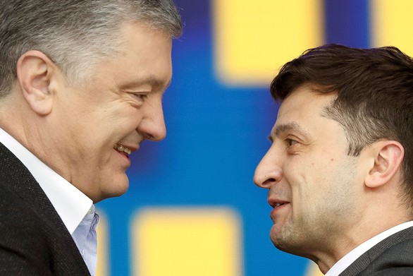 Dân Ukraine chọn người mới vì tổng thống không làm được gì - Ảnh 1. Dân Ukraine chọn người mới vì tổng thống không làm được gì - Ảnh 1.