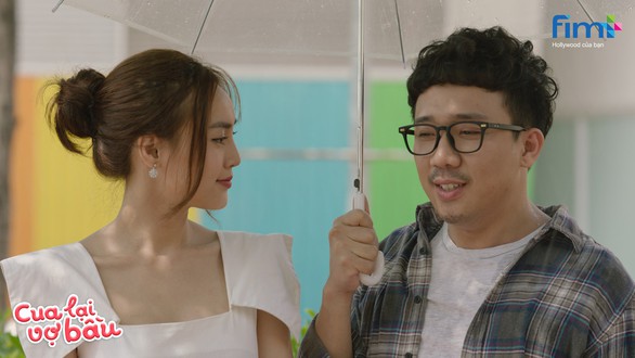 Cua lại vợ bầu bất ngờ lên sóng! - Ảnh 1. Cua lại vợ bầu bất ngờ lên sóng! - Ảnh 1.