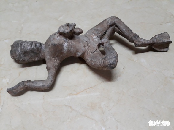 Một gia đình tặng 7 pho tượng quý ngàn năm của văn hóa Óc Eo - Ảnh 4. Một gia đình tặng 7 pho tượng quý ngàn năm của văn hóa Óc Eo - Ảnh 4.