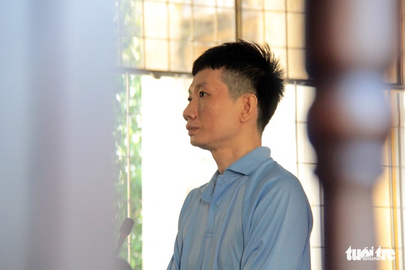 Vụ thụt két 114 tỉ đồng: Luật sư chỉ định từ chối, tòa vẫn yêu cầu bào chữa - Ảnh 1. Vụ thụt két 114 tỉ đồng: Luật sư chỉ định từ chối, tòa vẫn yêu cầu bào chữa - Ảnh 1.