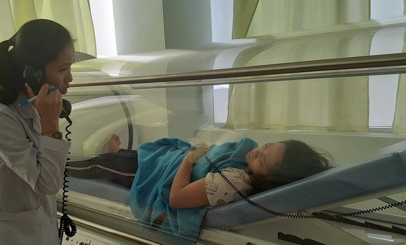 5 công nhân chế biến hải sản ngộ độc khí - Ảnh 1. 5 công nhân chế biến hải sản ngộ độc khí - Ảnh 1.