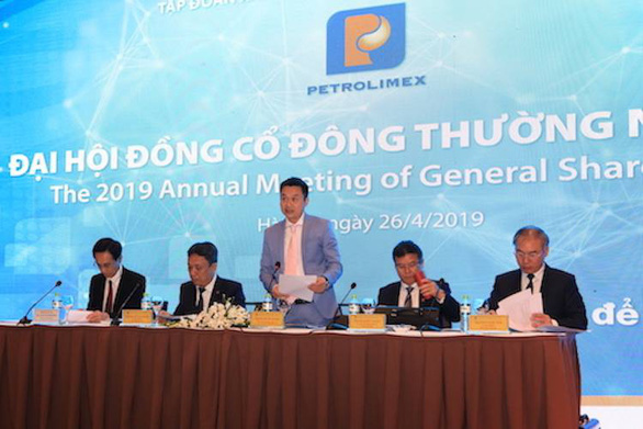 Cựu chủ tịch Petrolimex: Quỹ bình ổn xăng dầu đang bị lạm chi - Ảnh 1. Cựu chủ tịch Petrolimex: Quỹ bình ổn xăng dầu đang bị lạm chi - Ảnh 1.
