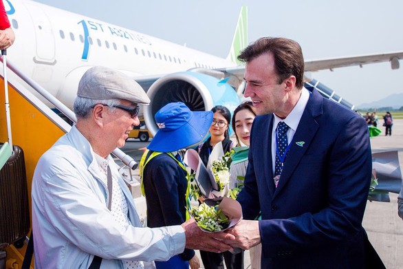 Bamboo Airways đón chuyến bay quốc tế đầu tiên từ Hàn Quốc - Ảnh 8. Bamboo Airways đón chuyến bay quốc tế đầu tiên từ Hàn Quốc - Ảnh 8.