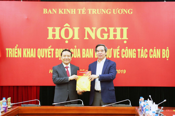 Phó giám đốc ĐHQG Hà Nội làm phó trưởng Ban Kinh tế trung ương - Ảnh 1. Phó giám đốc ĐHQG Hà Nội làm phó trưởng Ban Kinh tế trung ương - Ảnh 1.