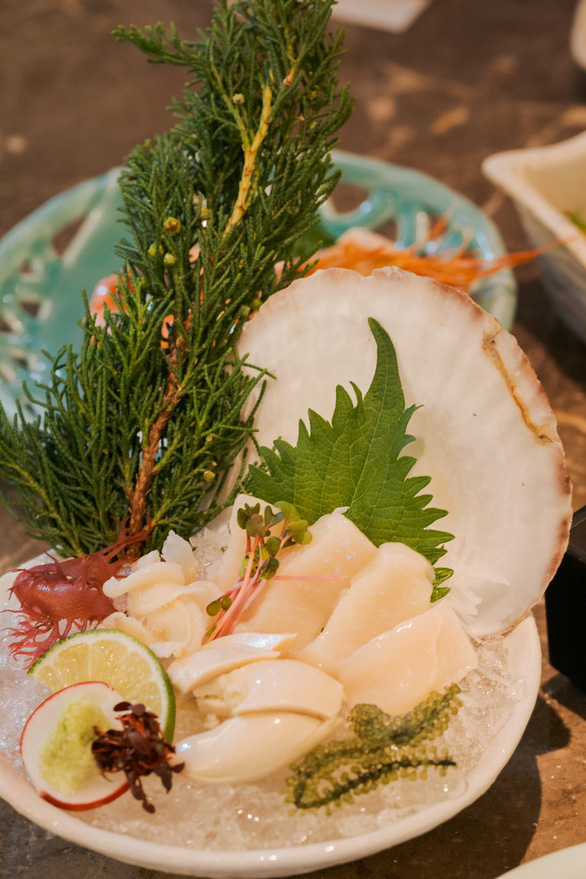 Sushi Hokkaido Sachi trình làng 2 món đánh gục người sành ăn - Ảnh 6.