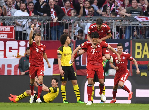 Hủy diệt kình địch Dortmund, Hùm xám chiếm lĩnh ngôi đầu bảng - Ảnh 2. Hủy diệt kình địch Dortmund, Hùm xám chiếm lĩnh ngôi đầu bảng - Ảnh 2.
