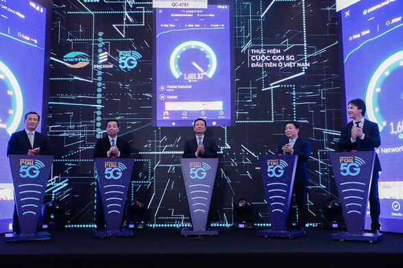 Thử nghiệm thành công cuộc gọi đầu tiên tại Việt Nam bằng công nghệ 5G - Ảnh 2. Thử nghiệm thành công cuộc gọi đầu tiên tại Việt Nam bằng công nghệ 5G - Ảnh 2.