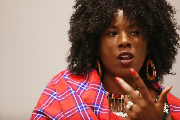 Deni Hines: Khi cần lên tiếng, tôi sẽ ‘nói’ qua âm nhạc - Ảnh 4. Deni Hines: Khi cần lên tiếng, tôi sẽ ‘nói’ qua âm nhạc - Ảnh 4.