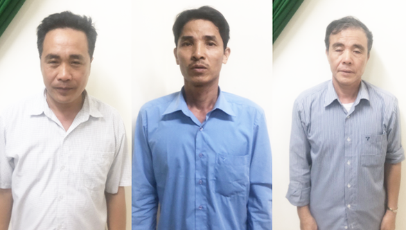 Khởi tố nhóm người nhà bệnh nhân tát nam bác sĩ - Ảnh 1. Khởi tố nhóm người nhà bệnh nhân tát nam bác sĩ - Ảnh 1.