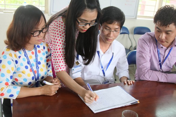 Hàng rào kỹ thuật chống gian lận thi cử: Chú trọng con người, chấm thi - Ảnh 1. Hàng rào kỹ thuật chống gian lận thi cử: Chú trọng con người, chấm thi - Ảnh 1.