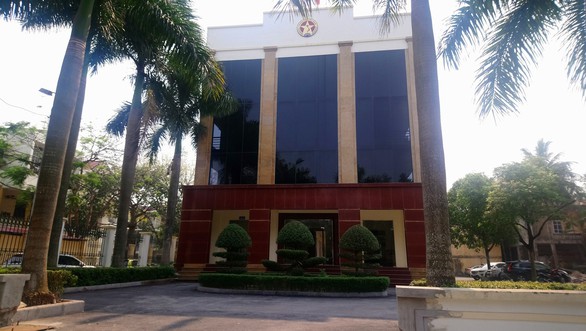 Tạm đình chỉ đại biểu HĐND huyện để điều tra việc hối lộ thanh tra tỉnh - Ảnh 1. Tạm đình chỉ đại biểu HĐND huyện để điều tra việc hối lộ thanh tra tỉnh - Ảnh 1.