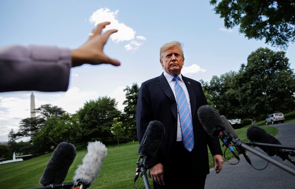 Ông Trump: Chao đảo thị trường chỉ là chút cãi vã - Ảnh 1. Ông Trump: Chao đảo thị trường chỉ là chút cãi vã - Ảnh 1.