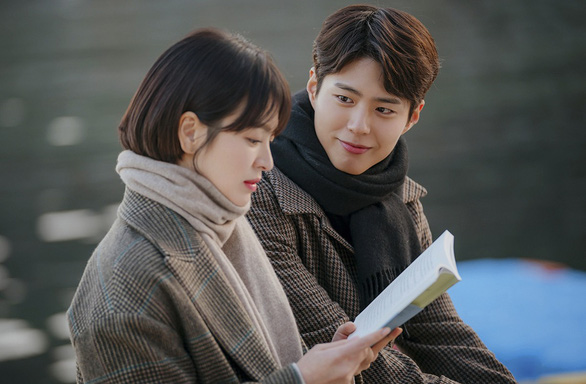 Song Hye Kyo trở lại màn ảnh nhỏ với Bạn trai - Ảnh 1. Song Hye Kyo trở lại màn ảnh nhỏ với Bạn trai - Ảnh 1.