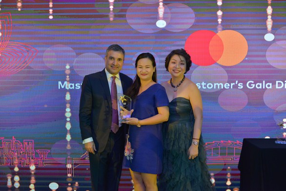 VIB vươn lên nhóm dẫn đầu về doanh số chi tiêu thẻ MasterCard - Ảnh 1. VIB vươn lên nhóm dẫn đầu về doanh số chi tiêu thẻ MasterCard - Ảnh 1.