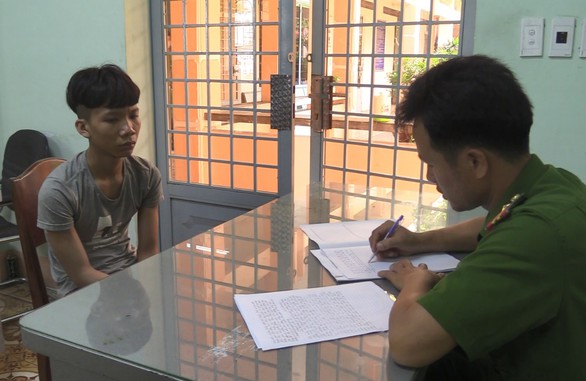 Đôi co giùm em họ, nam thanh niên bị đâm chết - Ảnh 1. Đôi co giùm em họ, nam thanh niên bị đâm chết - Ảnh 1.