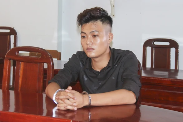 Bênh con, người cha bị đâm chết vì một vụ va quẹt xe nhẹ - Ảnh 1. Bênh con, người cha bị đâm chết vì một vụ va quẹt xe nhẹ - Ảnh 1.