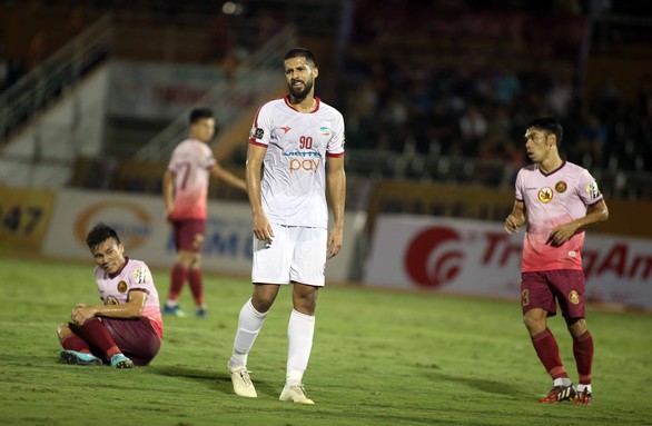 Ngoại binh quá tệ, Viettel gục ngã 0-3 trước chủ nhà Sài Gòn - Ảnh 1. Ngoại binh quá tệ, Viettel gục ngã 0-3 trước chủ nhà Sài Gòn - Ảnh 1.