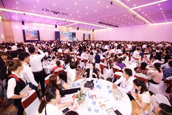 Cát Tường Phú Hưng khẳng định sức hút tại lễ công bố đợt 3 - Ảnh 1. Cát Tường Phú Hưng khẳng định sức hút tại lễ công bố đợt 3 - Ảnh 1.
