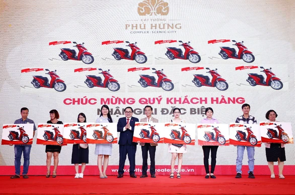 Cát Tường Phú Hưng khẳng định sức hút tại lễ công bố đợt 3 - Ảnh 2. Cát Tường Phú Hưng khẳng định sức hút tại lễ công bố đợt 3 - Ảnh 2.