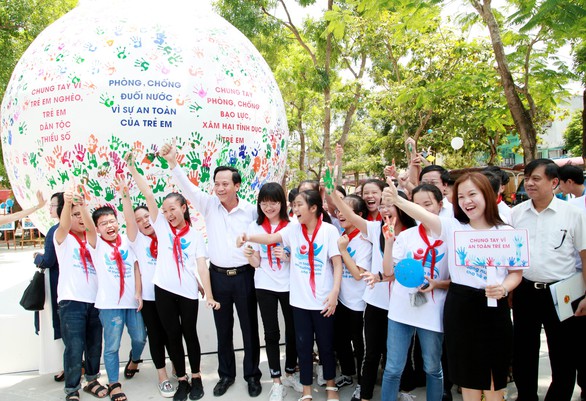 Coi trẻ em là đối tác tiến bộ chứ không chỉ là đối tượng vâng lời - Ảnh 2. Coi trẻ em là đối tác tiến bộ chứ không chỉ là đối tượng vâng lời - Ảnh 2.