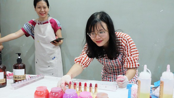 Bạn trẻ Việt lấn sân làm mỹ phẩm sạch - Ảnh 1. Bạn trẻ Việt lấn sân làm mỹ phẩm sạch - Ảnh 1.