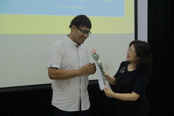 Nam sinh khiếm thị Thái đoạt giải nhất viết về Việt Nam - Ảnh 1. Nam sinh khiếm thị Thái đoạt giải nhất viết về Việt Nam - Ảnh 1.