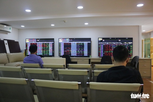 Dính nhiều vi phạm trong lĩnh vực chứng khoán, một công ty bị phạt hơn nửa tỉ - Ảnh 1. Dính nhiều vi phạm trong lĩnh vực chứng khoán, một công ty bị phạt hơn nửa tỉ - Ảnh 1.