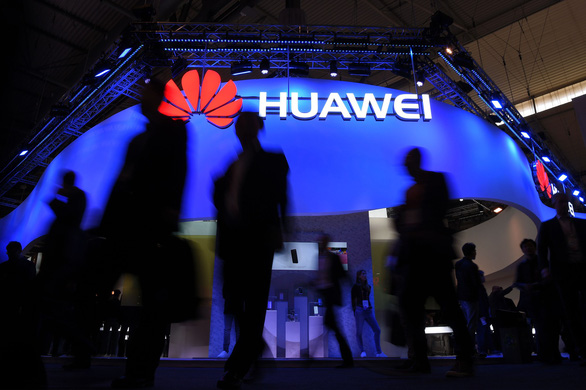 Các hãng chip Mỹ lách lệnh cấm, vẫn bán hàng cho Huawei - Ảnh 1. Các hãng chip Mỹ lách lệnh cấm, vẫn bán hàng cho Huawei - Ảnh 1.