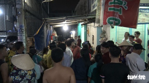 Con trai đi làm về thấy mẹ chết trong bếp, đầu chấn thương nặng - Ảnh 3. Con trai đi làm về thấy mẹ chết trong bếp, đầu chấn thương nặng - Ảnh 3.