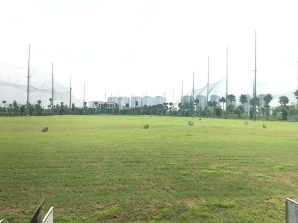Sân tập Golf Thanh Hà Mường Thanh: hiện đại và tiêu chuẩn - Ảnh 2. Sân tập Golf Thanh Hà Mường Thanh: hiện đại và tiêu chuẩn - Ảnh 2.
