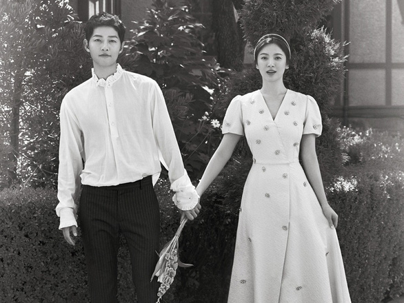 Song Joong Ki bác tin đồn ly hôn, nói Song Hye Kyo luôn ủng hộ chồng - Ảnh 1.