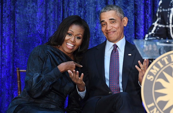 Ông bà Obama công bố các chương trình làm cho kênh Netflix - Ảnh 1. Ông bà Obama công bố các chương trình làm cho kênh Netflix - Ảnh 1.